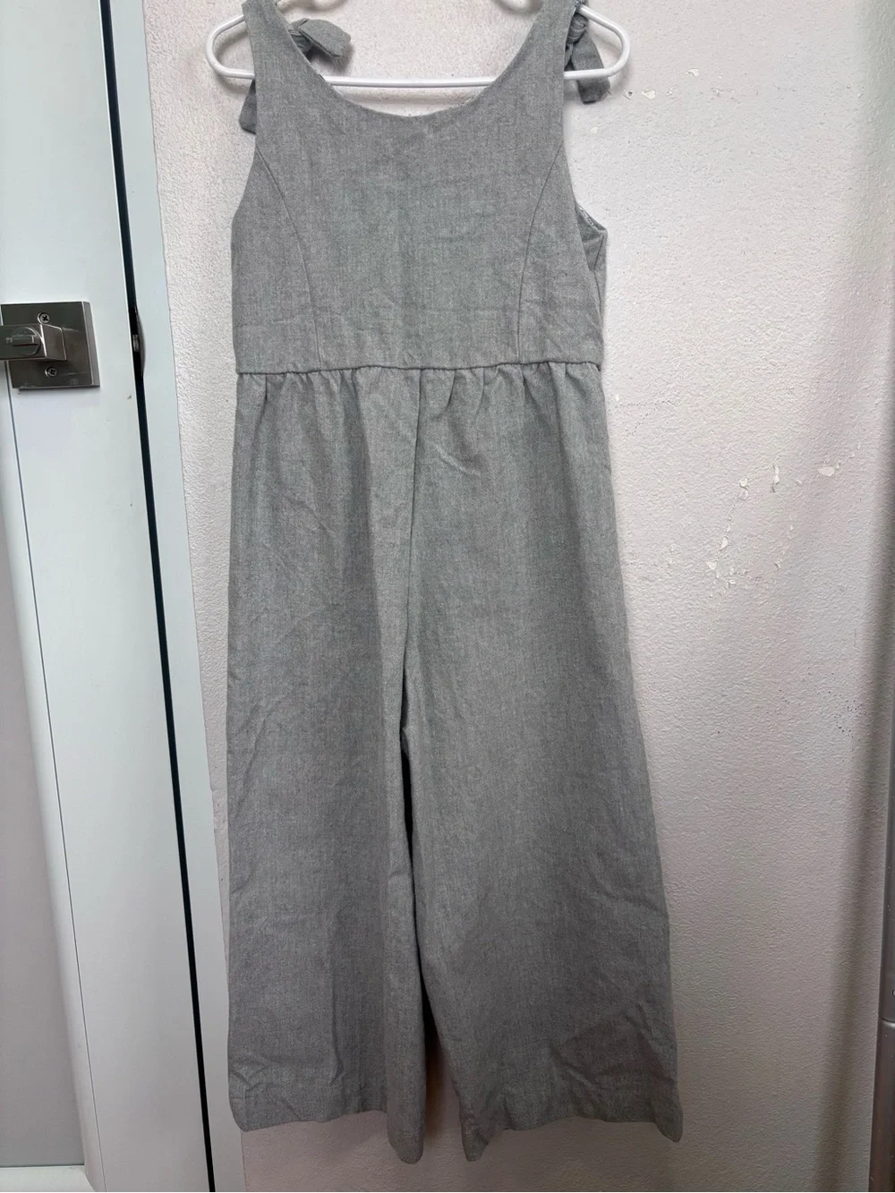 Hope & Henry Grey Tie-Shoulder Jumpsuit
